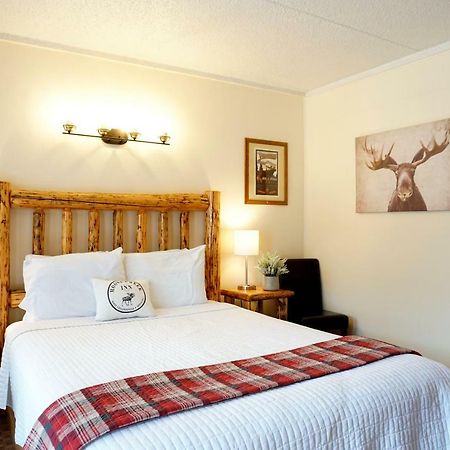 Moose Creek Inn Вест-Йеллоустоун Екстер'єр фото