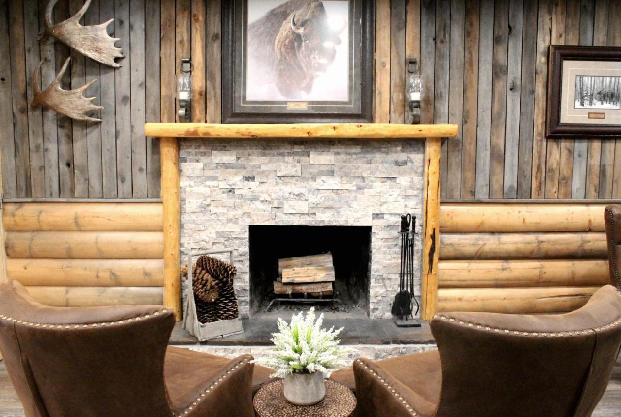 Moose Creek Inn Вест-Йеллоустоун Екстер'єр фото