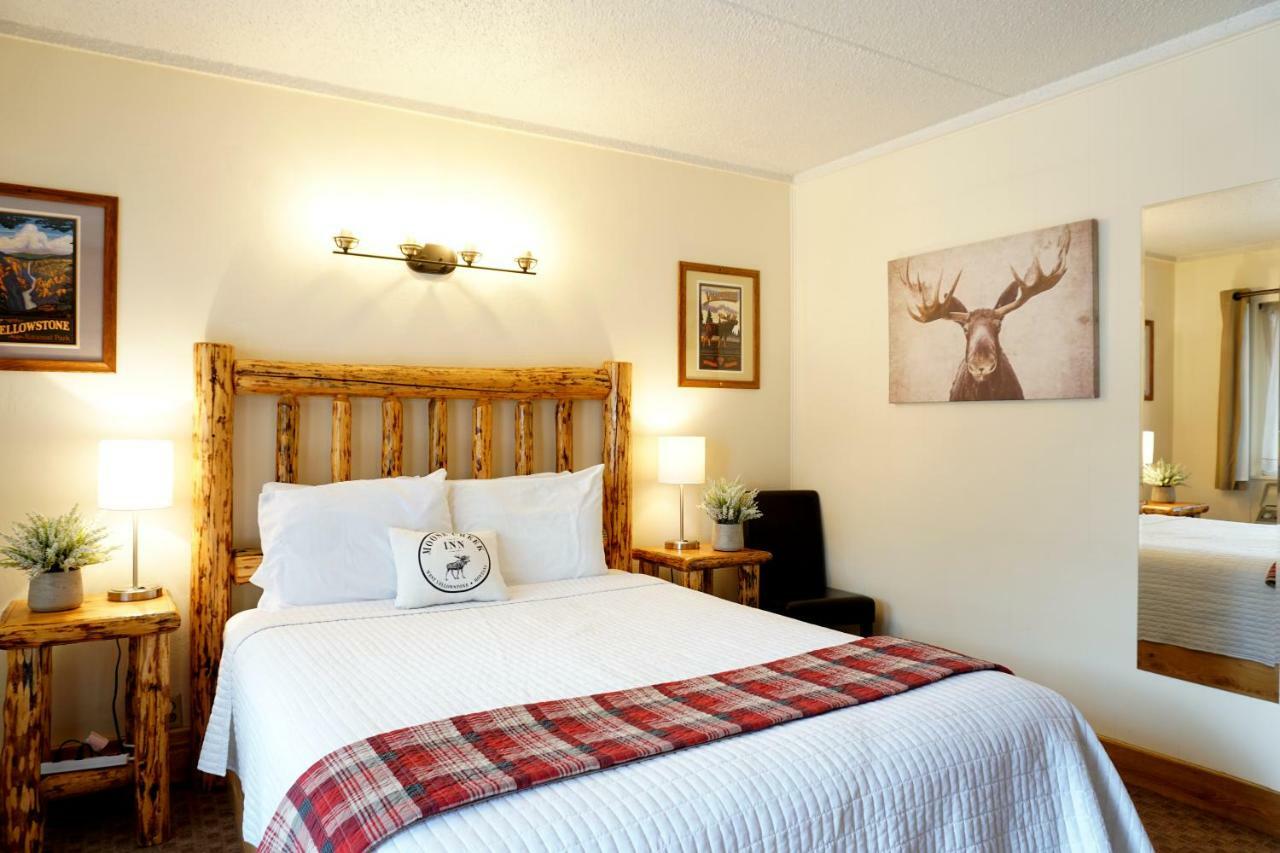 Moose Creek Inn Вест-Йеллоустоун Екстер'єр фото